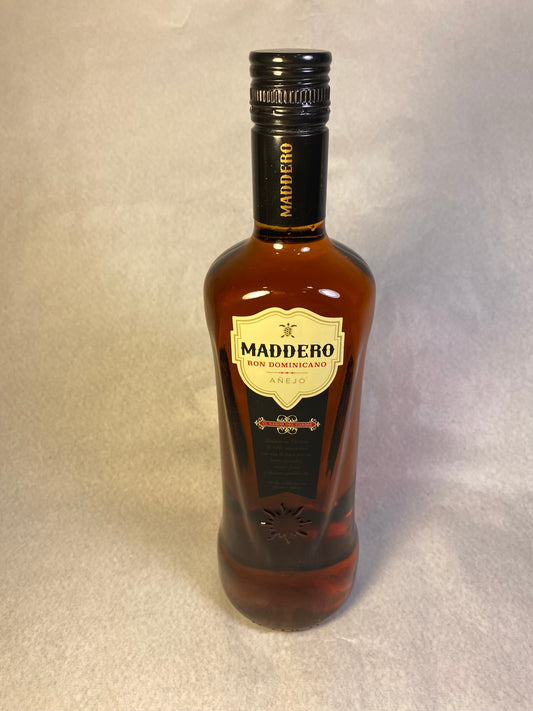 Ron maddero añejo 750mL